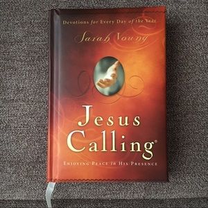 Jesus Calling Devotions Hardcover by Sarah Young